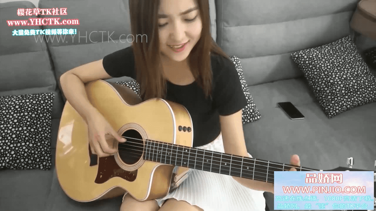 YZ_702吉他甜美女孩