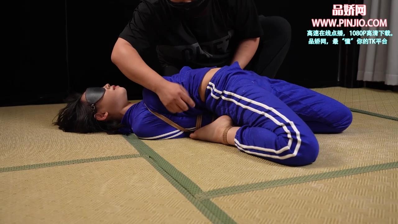 YZ_1546【象人原创】小0-绝活极限驷马！蓝色运动服