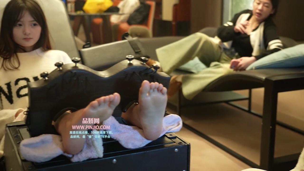 YZ_3854【推特】精神小妹梨梨tk