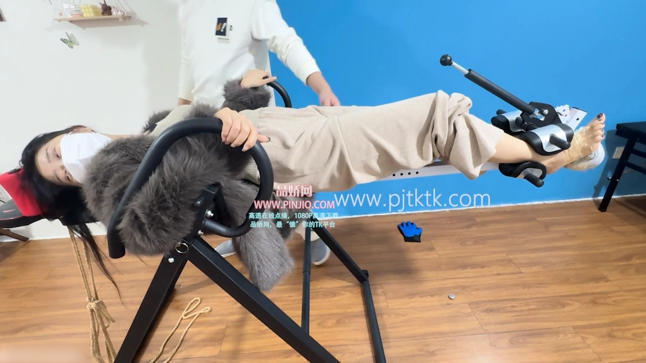 YZ_3930TK超怕痒的漂亮老板娘